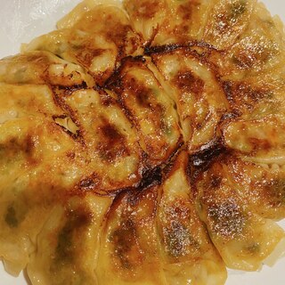 パクチーの焼き餃子